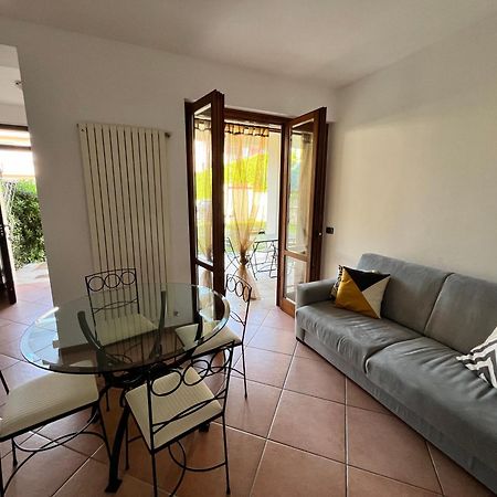 Magic Desenzano Apartment デセンツァーノ・デル・ガルダ エクステリア 写真