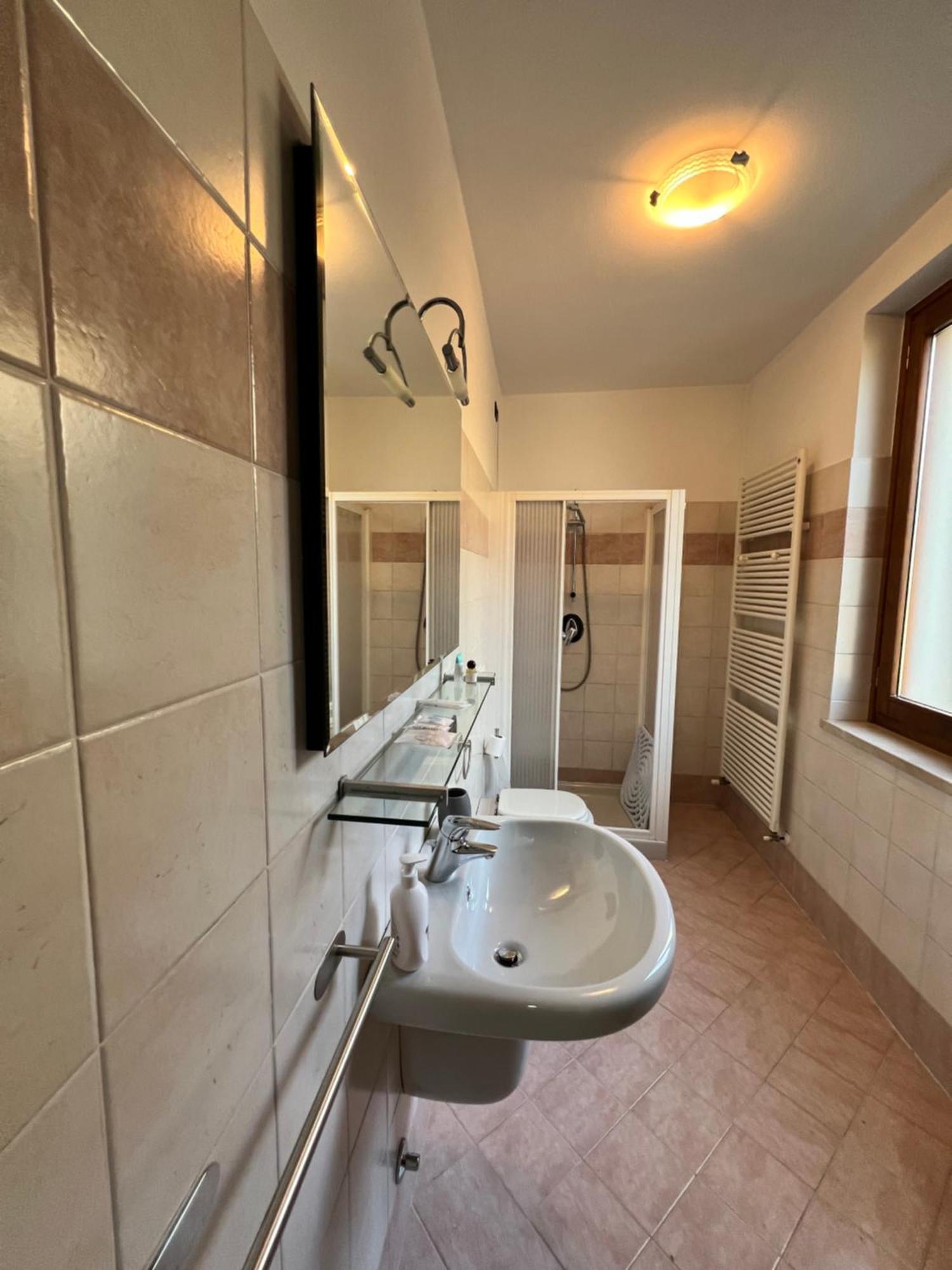 Magic Desenzano Apartment デセンツァーノ・デル・ガルダ エクステリア 写真
